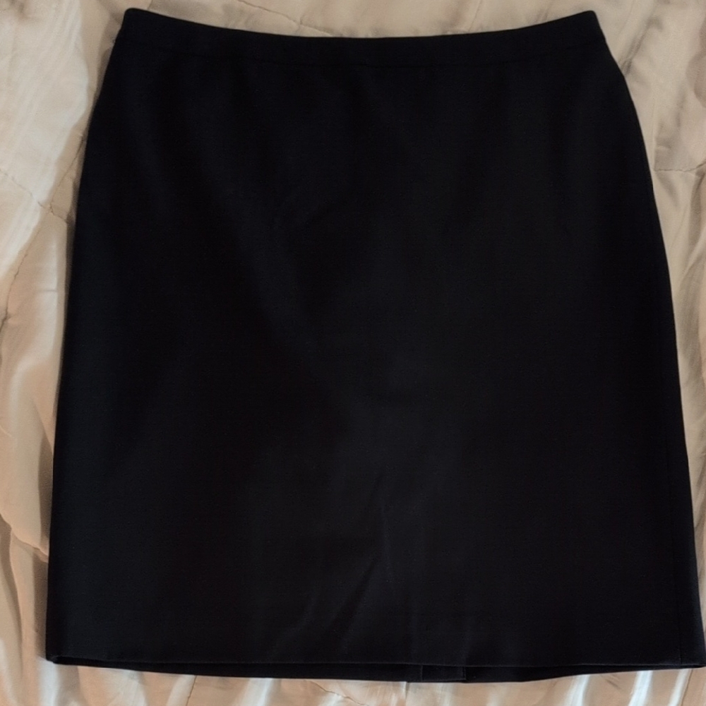 LOFT Elegant Navy Pencil Skirt